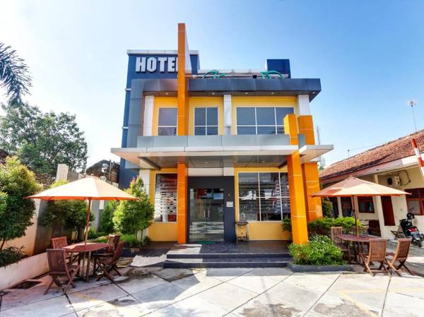 OYO Flagship 90973 Hotel Karunia Pkpri Grobogan