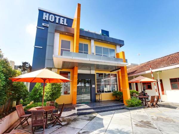 OYO Flagship 90973 Hotel Karunia Pkpri Grobogan