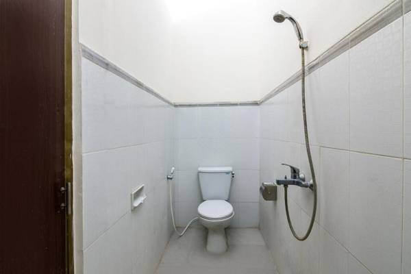 RedDoorz near Tugu Yogyakarta