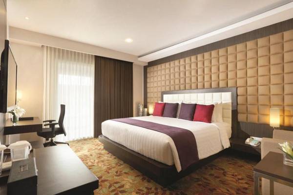 Workspace - Eastparc Hotel Yogyakarta