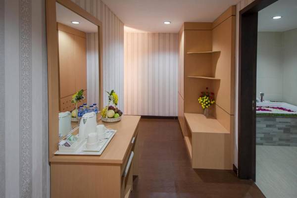 Grand Puri Saron Yogyakarta