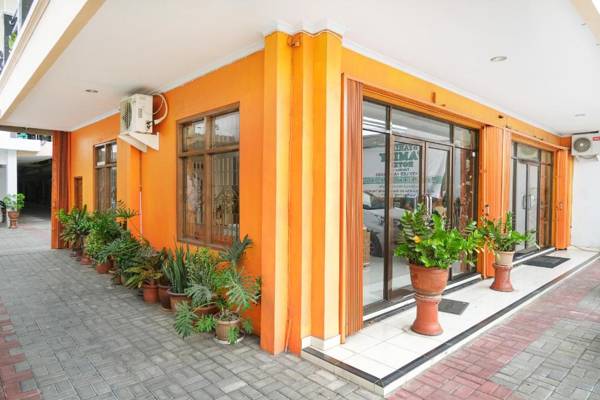 RedDoorz Plus @ Jalan Parangtritis 2