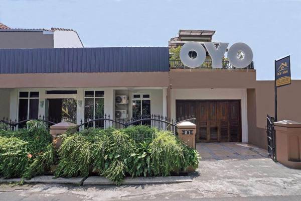 OYO 646 Kvinn Kostel