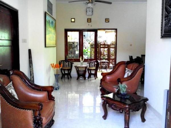 OYO 465 Alam Citra Bed & Breakfast