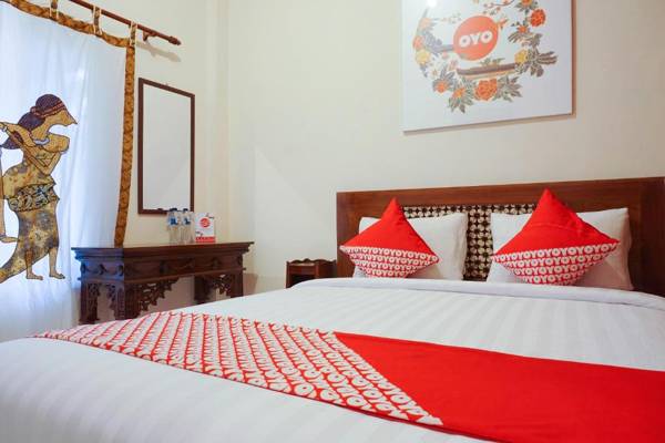 Vaccinated Staff - OYO 408 Graha Vege Jawi Syariah