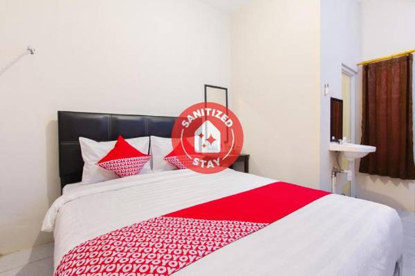 Vaccinated Staff - OYO 1718 Homestay Wak Gobenk