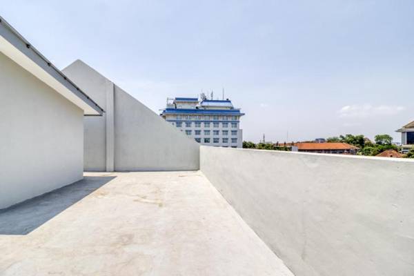 RedDoorz Syariah near Galeria Mall Yogyakarta