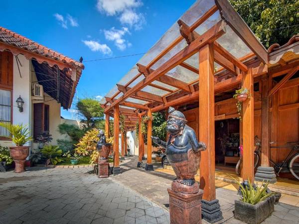 Dem Ayem Heritage Guest House