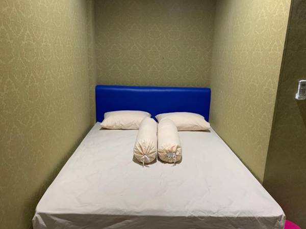 RedDoorz near Gembira Loka Zoo 3