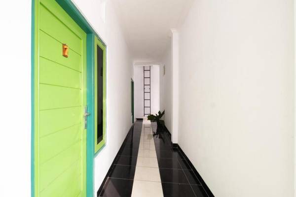 KoolKost Female Syariah @ Jakal Atas Km 8 (Minimum Stay 6 Nights)