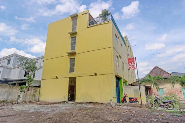 OYO 90636 Happy Syariah