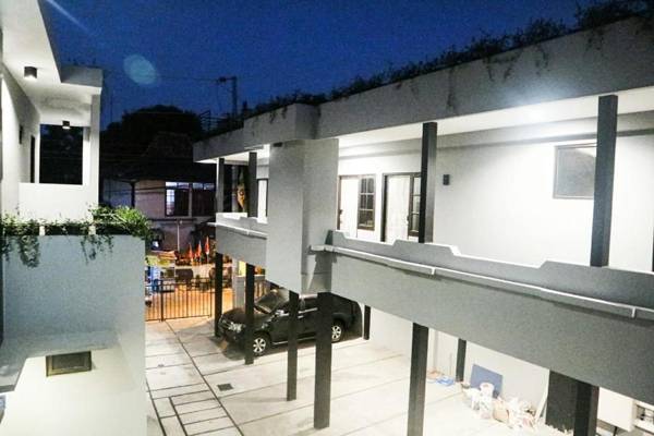 DPARAGON KUSUMANEGARA