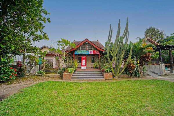 SPOT ON 91085 Griya Estu Wening