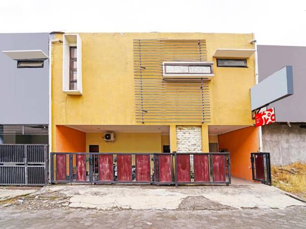 OYO 91342 Tatti Inn Syariah