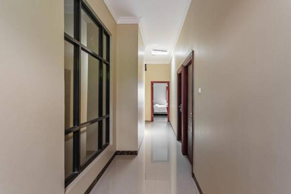 RedDoorz Syariah near Exit Toll Banyumanik