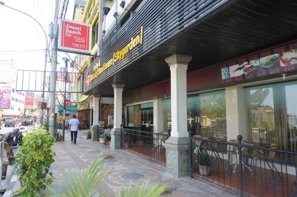 Losari Beach Inn Makassar