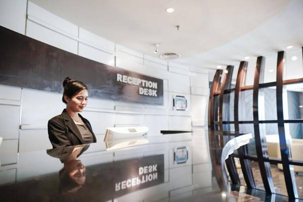 Empress Hotel Makassar City Center by LIFE