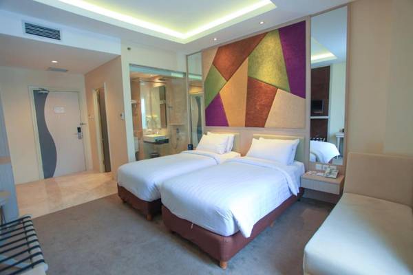 Wthree Premier Hotel