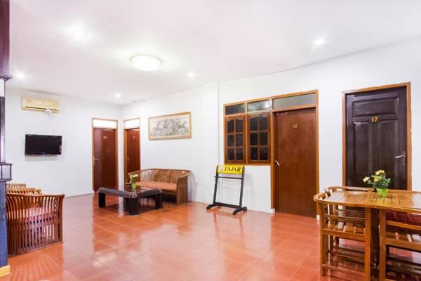 OYO 1781 New Valentino