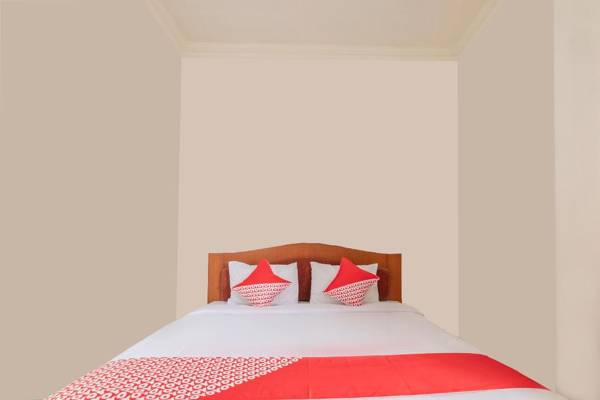 OYO 2704 Hotel Transit 2