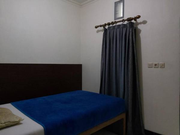 KoolKost At Jalan Poros Maros - Minimum Stay 6 Nights