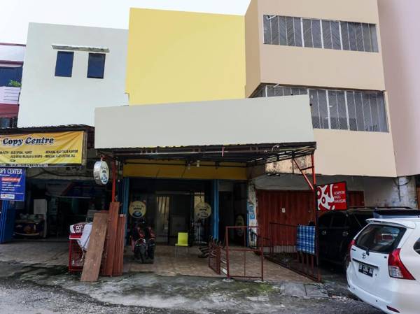 OYO 90965 Homestay Madu Makassar