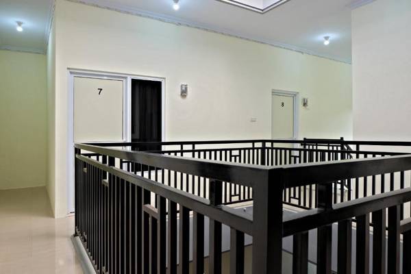 Homestay Danesti Syariah Near Bandara Sultan Hasanuddin