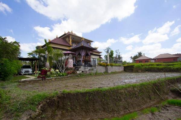 Baruna Sari Villa and Yoga Retreat