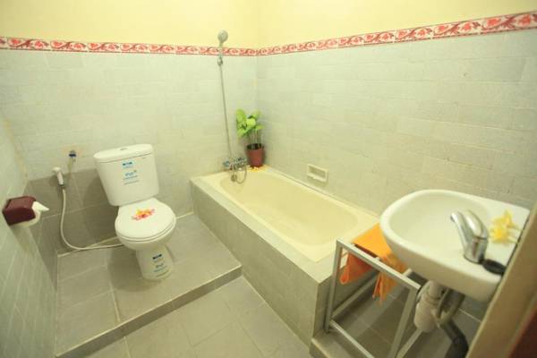 Liang House and Hostel