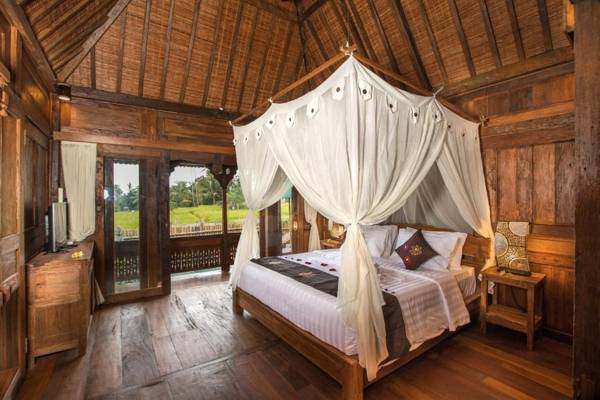 Kawan Antique Ubud Villa