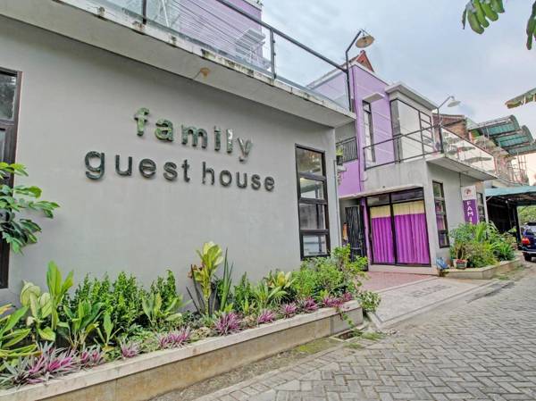 OYO 91202 Family Guest House Syariah