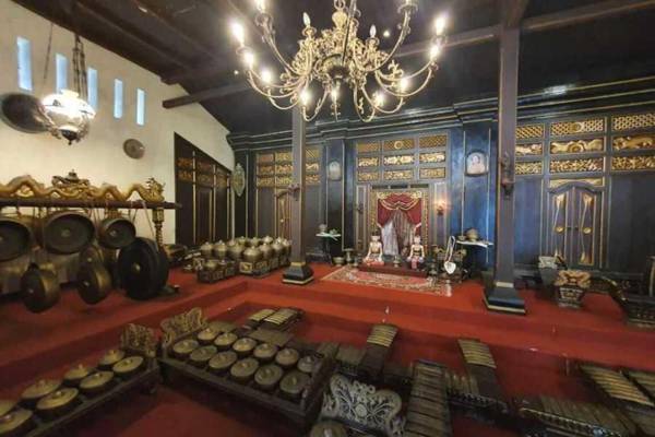 Cakra Homestay Solo RedPartner