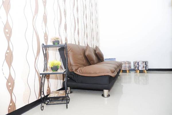 OYO 1137 Ndalem Panularan