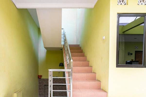 KoolKost Female Syariah near Universitas Muhammadiyah Surakarta