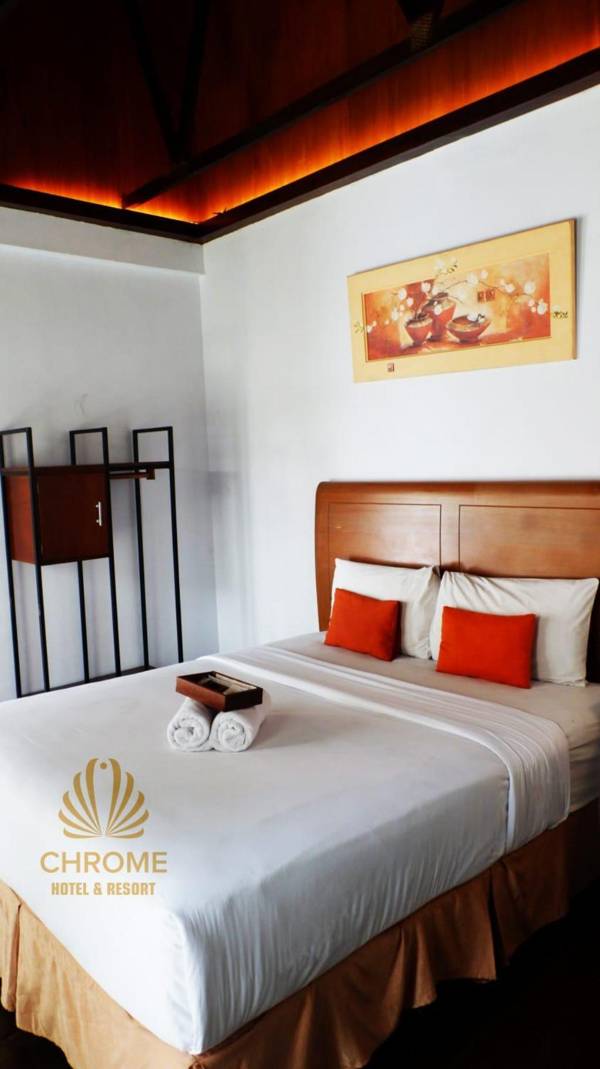 Chrome Hotel and Resort Solo