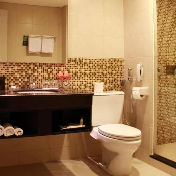 Java Paragon Hotel & Residences