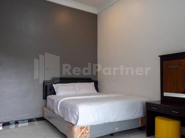 Tjahaja Baroe Syariah RedPartner At Dukuh Kupang