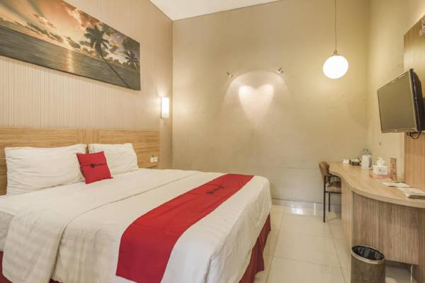 Sunshine Family Homestay near Terminal 1 Juanda Airport