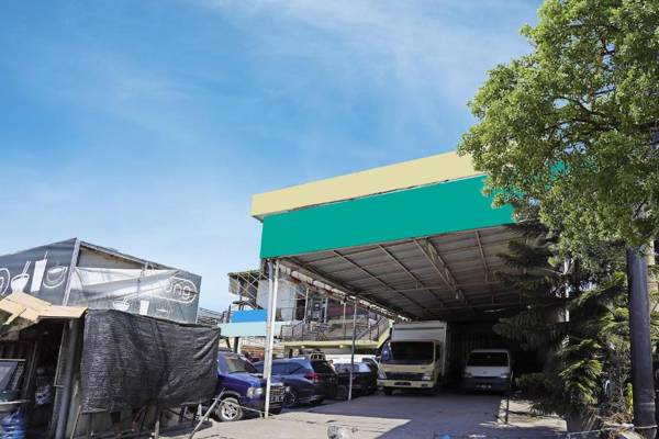 OYO 91415 De Wijaya Hotel