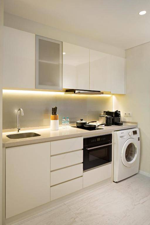 Oakwood Hotel & Residence Surabaya