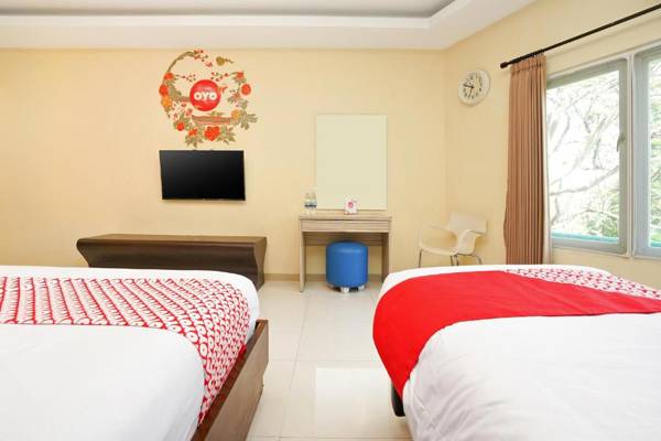 OYO 175 K-60 Residence