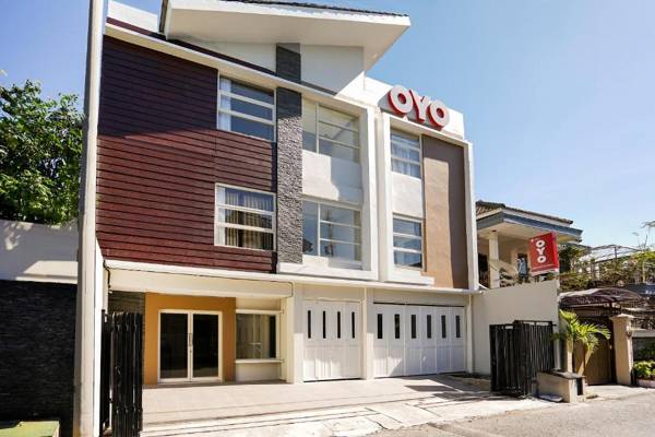 OYO 781 Erga Family Residence Syariah