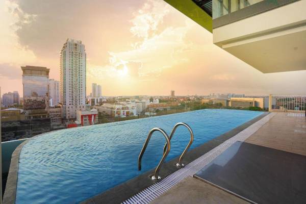 The Life Styles Hotel Surabaya