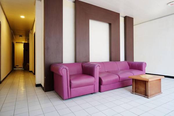 ZEN Rooms Basic Kalimas Sunan Ampel