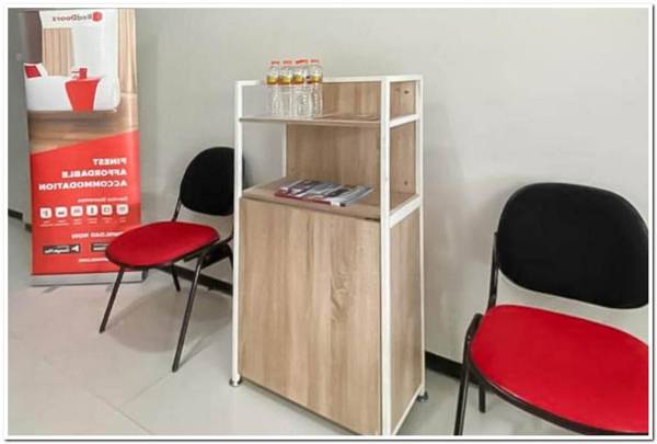 RedDoorz @ Darmo Surabaya