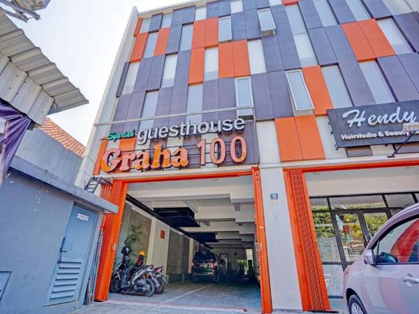OYO 3905 Graha 100 Guest House Syariah