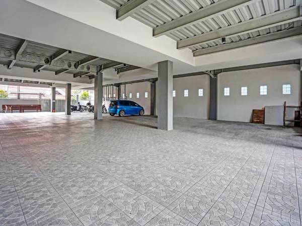 OYO Flagship 90889 Dkb Residence