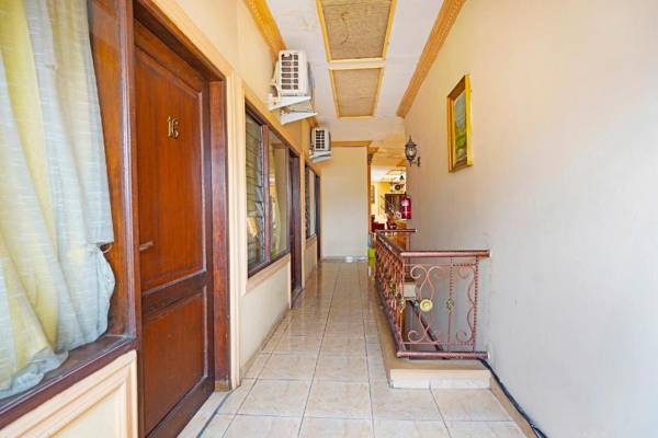 OYO 91390 Kost Grand Royal Elite