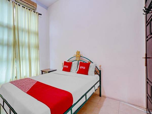 OYO 90605 Ketintang Baru 1 Residence