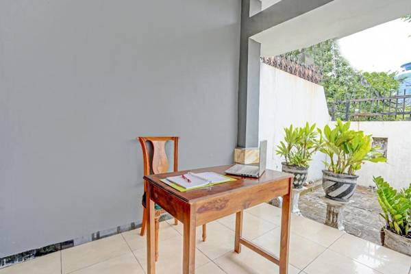 OYO 90605 Ketintang Baru 1 Residence